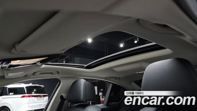 BMW 5-Series 520i Luxury