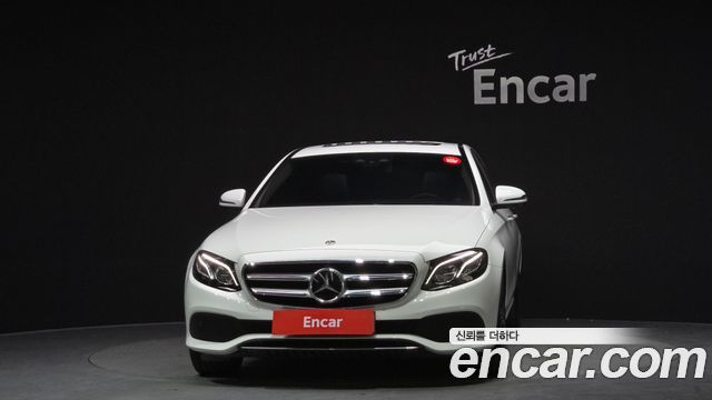 Mercedes-Benz E-Class E300 Avantgarde