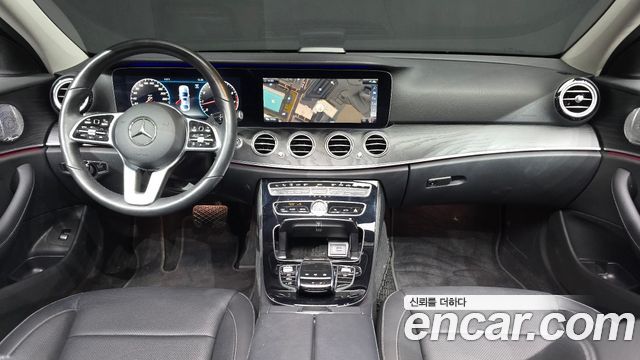Mercedes-Benz E-Class E300 Avantgarde