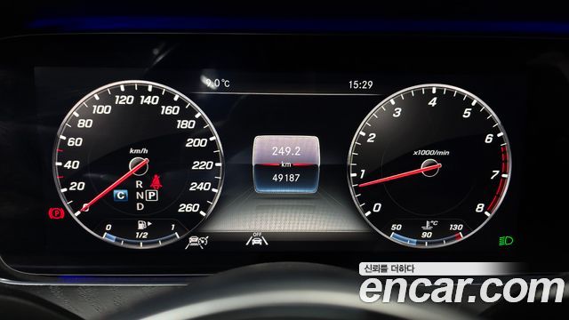 Mercedes-Benz E-Class E300 Avantgarde