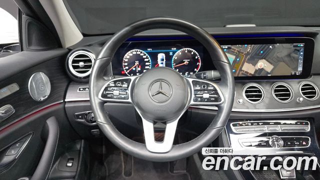 Mercedes-Benz E-Class E300 Avantgarde