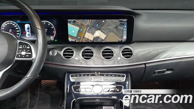 Mercedes-Benz E-Class E300 Avantgarde