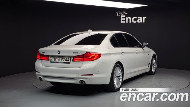 BMW 5-Series 520d xDrive Luxury Plus