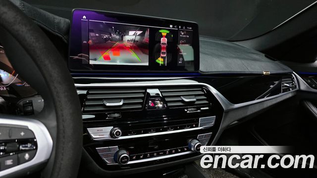BMW 5-Series 523d M Sport