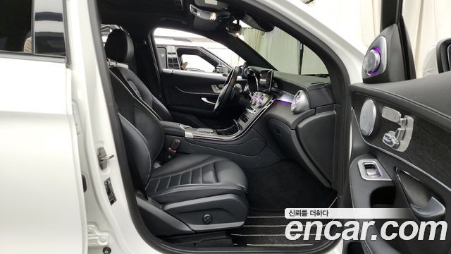 Mercedes-Benz GLC-Class GCL300 4MATIC Coupe