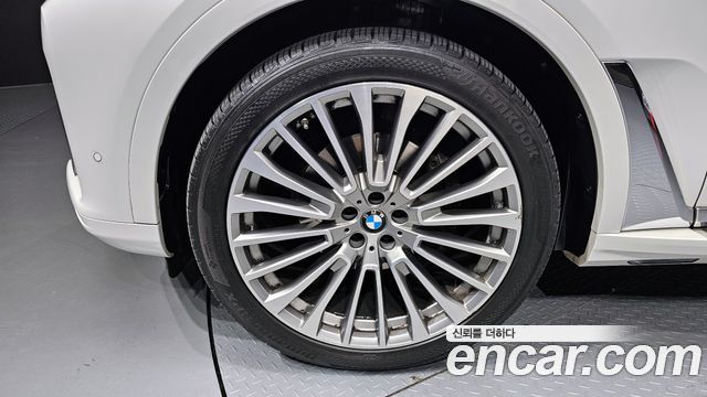 BMW X7 xDrive 30d Design Pure Excellent 6-Seater