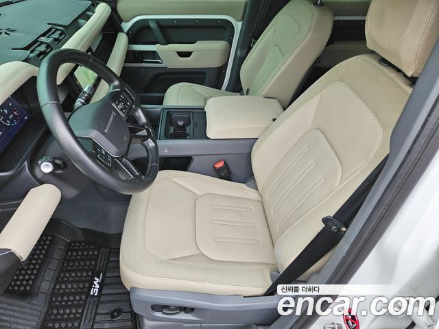 Land Rover Defender 110 D240 SE