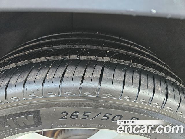 Land Rover Defender 110 D240 SE