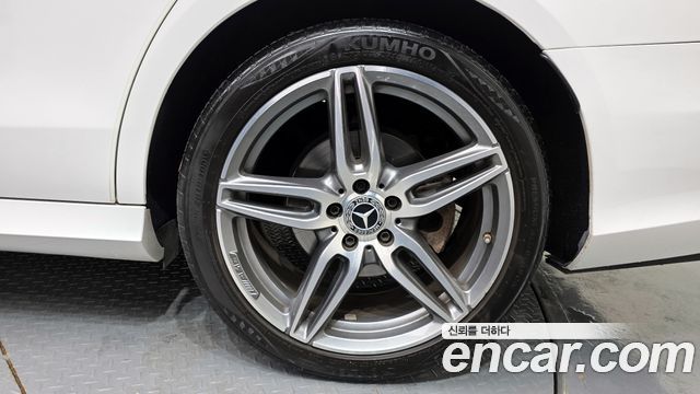 Mercedes-Benz E-Class E300 AMG Line