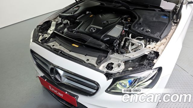 Mercedes-Benz E-Class E300 AMG Line