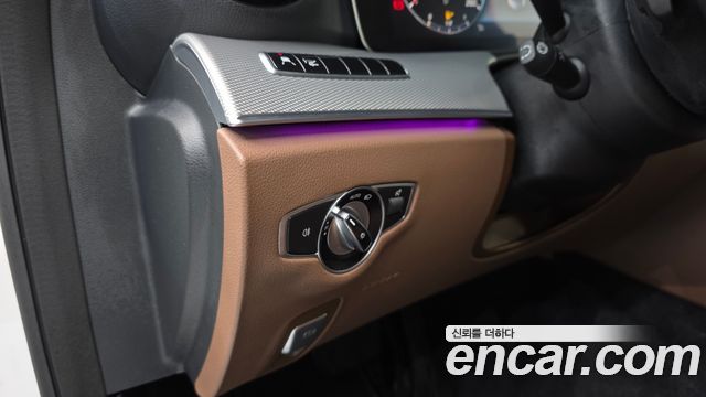 Mercedes-Benz E-Class E300 AMG Line