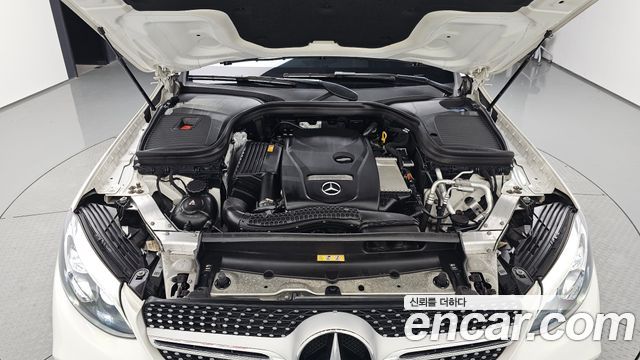 Mercedes-Benz GLC-Class GLC300 4MATIC AMG Line Coupe