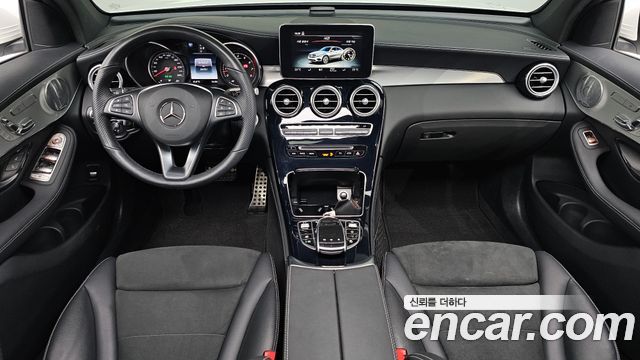 Mercedes-Benz GLC-Class GLC300 4MATIC AMG Line Coupe