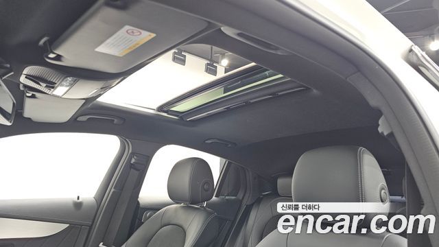 Mercedes-Benz GLC-Class GLC300 4MATIC AMG Line Coupe