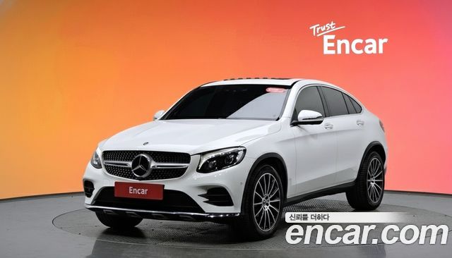 Mercedes-Benz GLC-Class GLC300 4MATIC AMG Line Coupe