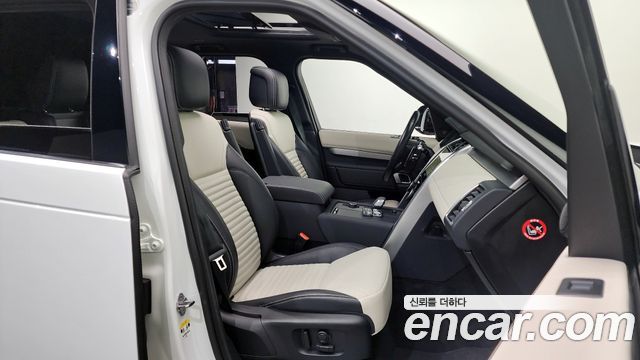 Land Rover Discovery P360 R-Dynamic SE