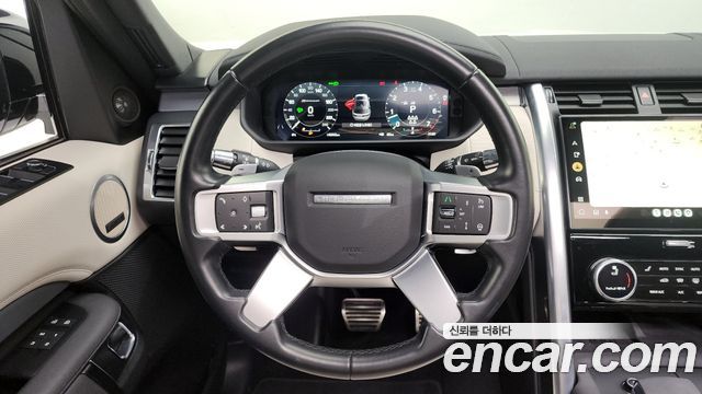 Land Rover Discovery P360 R-Dynamic SE