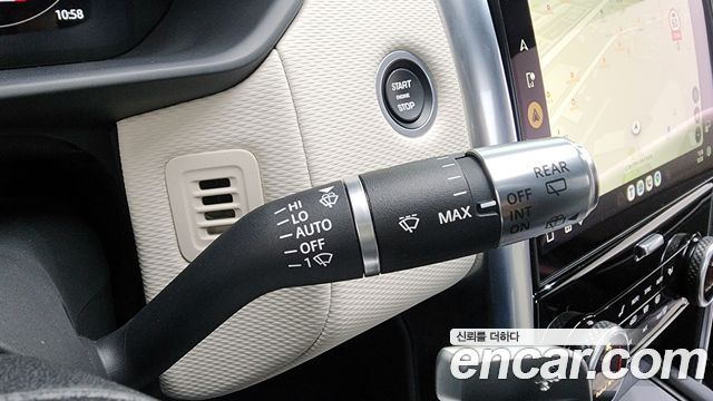 Land Rover Discovery P360 R-Dynamic SE