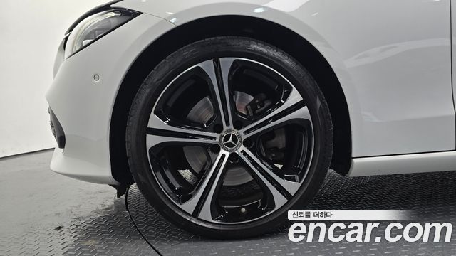Mercedes-Benz C-Class C300 4MATIC Avantgarde