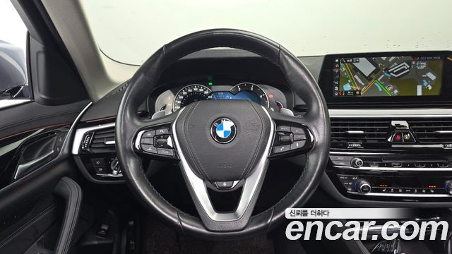BMW 5-Series 520d Luxury Special Edition