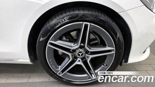 Mercedes-Benz E-Class E220d Exclusive