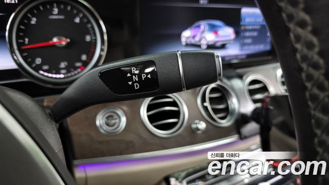 Mercedes-Benz E-Class E220d Exclusive