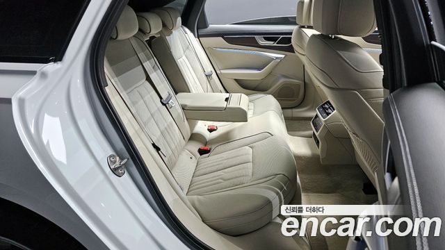 Audi A6 45 TFSI Premium