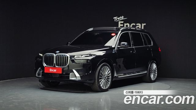 BMW X7 xDrive 40i Design Pure Excellence 6-Seater