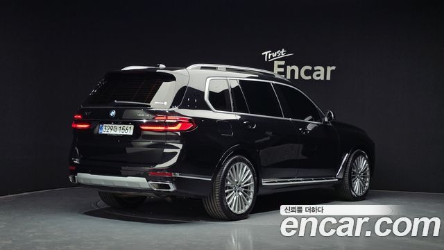 BMW X7 xDrive 40i Design Pure Excellence 6-Seater