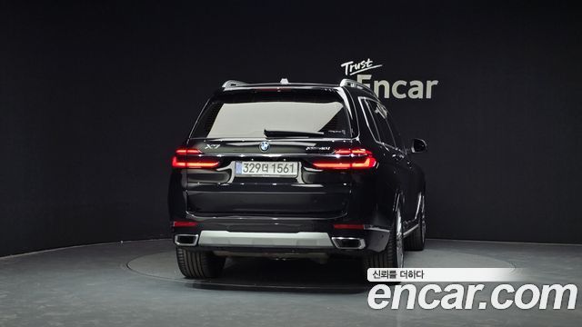 BMW X7 xDrive 40i Design Pure Excellence 6-Seater