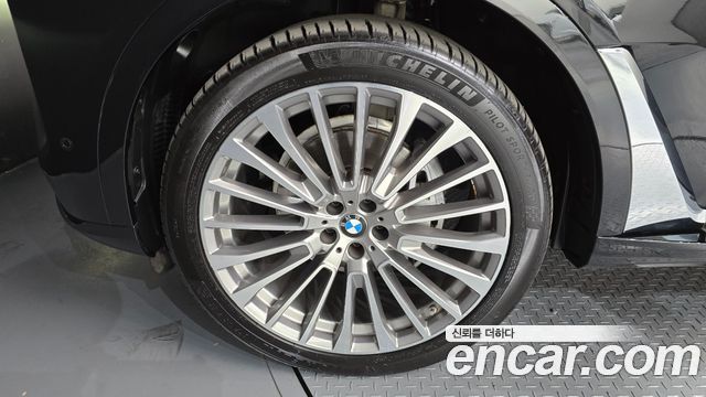 BMW X7 xDrive 40i Design Pure Excellence 6-Seater