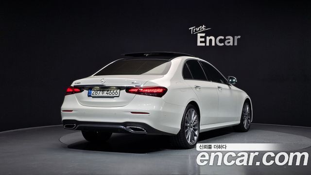 Mercedes-Benz E-Class E350 4MATIC AMG Line