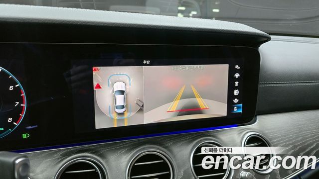 Mercedes-Benz E-Class E350 4MATIC AMG Line