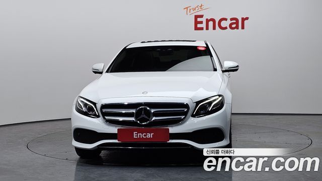 Mercedes-Benz E-Class E300 AV Intelligent Drive