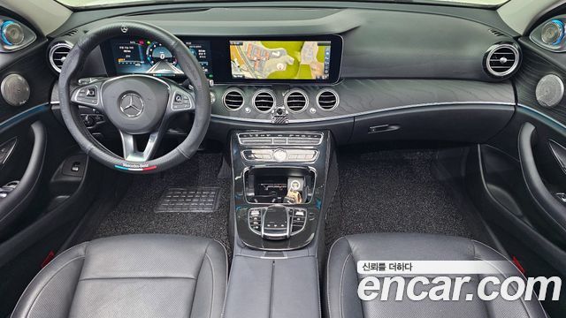 Mercedes-Benz E-Class E300 AV Intelligent Drive
