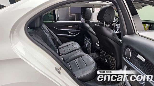 Mercedes-Benz E-Class E300 AV Intelligent Drive