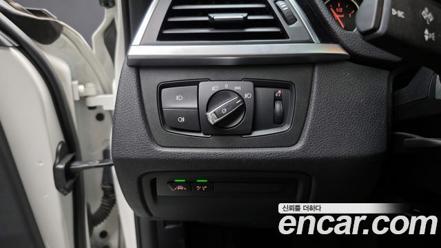 BMW 3-Series 320d