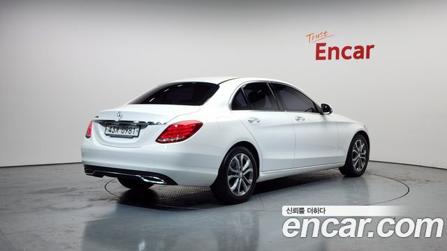 Mercedes-Benz C-Class C200 Avantgarde