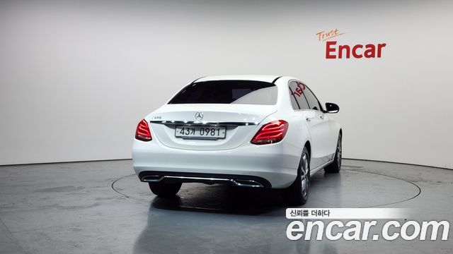 Mercedes-Benz C-Class C200 Avantgarde