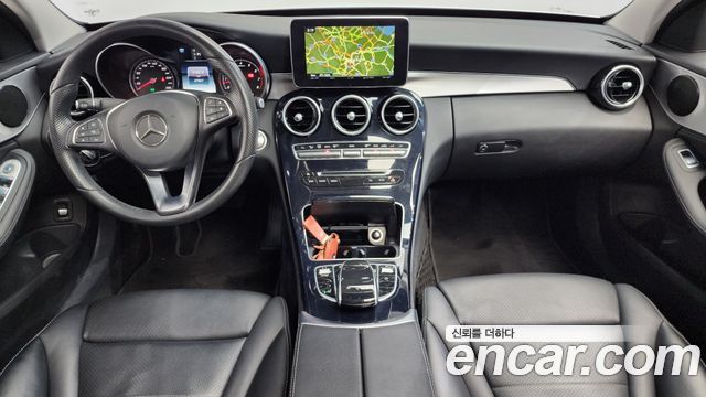 Mercedes-Benz C-Class C200 Avantgarde