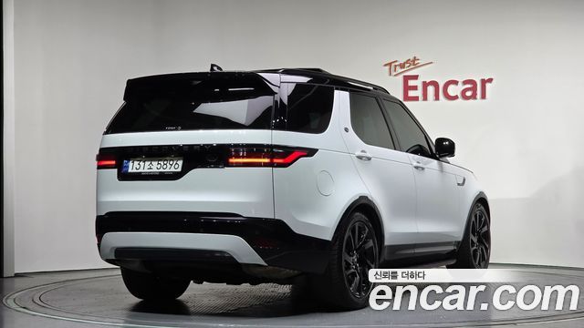 Land Rover Discovery P360 R-Dynamic SE