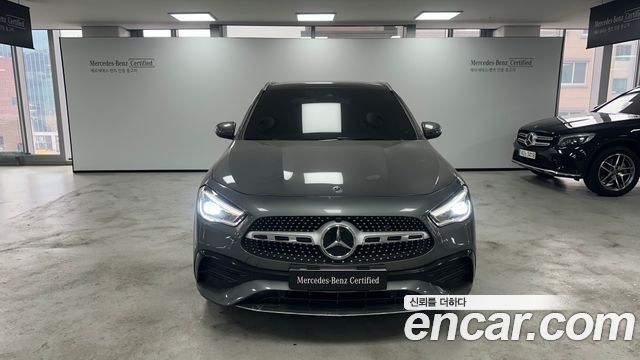 Mercedes-Benz GLA-Class GLA250 4MATIC