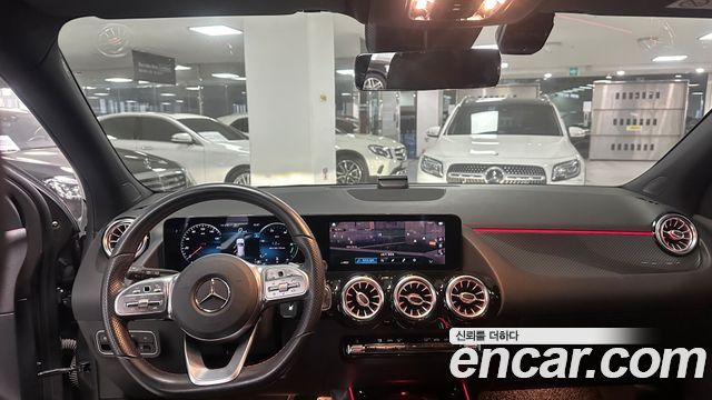 Mercedes-Benz GLA-Class GLA250 4MATIC