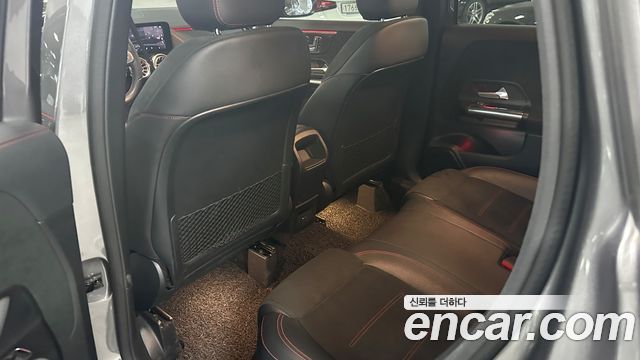 Mercedes-Benz GLA-Class GLA250 4MATIC