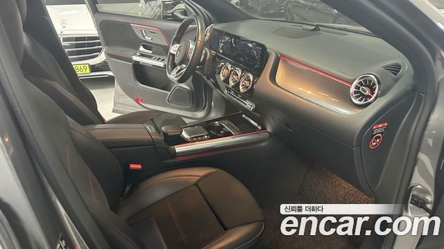 Mercedes-Benz GLA-Class GLA250 4MATIC