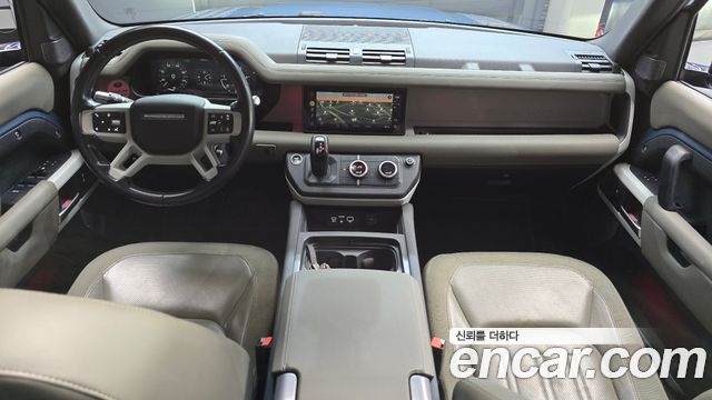 Land Rover Defender 110 D240 SE