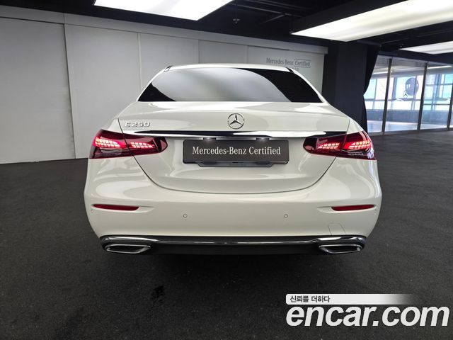 Mercedes-Benz E-Class E250 Avantgarde