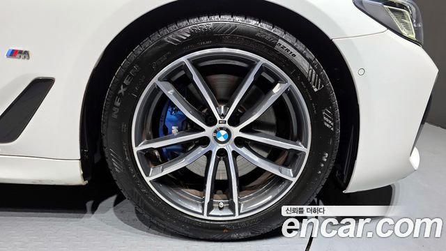 BMW 5-Series 520i M Sport