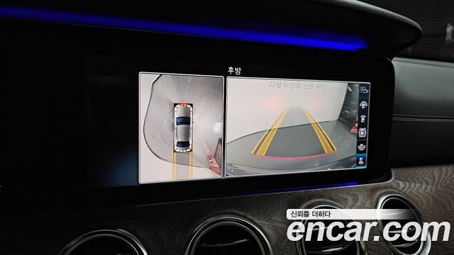 Mercedes-Benz E-Class E300 4MATIC Exclusive