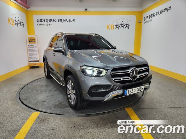 Mercedes-Benz GLE-Class GLE300d 4MATIC